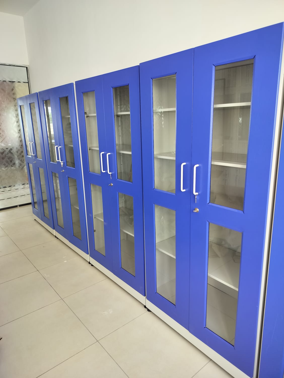 Lab Wall Cabinet in Madurai | Chennai, Coimbatore Lab Storage Manufacturer